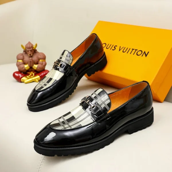 Louis Vuitton Loafers – LLV07