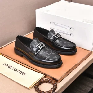 Louis Vuitton Loafers – LLV09