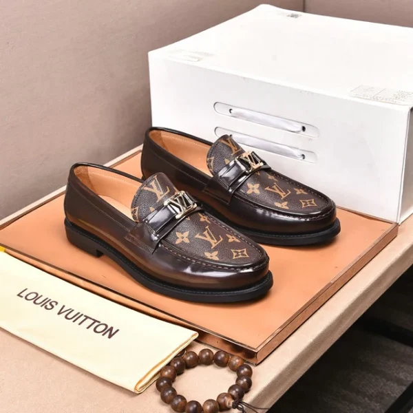 Louis Vuitton Loafers – LLV10