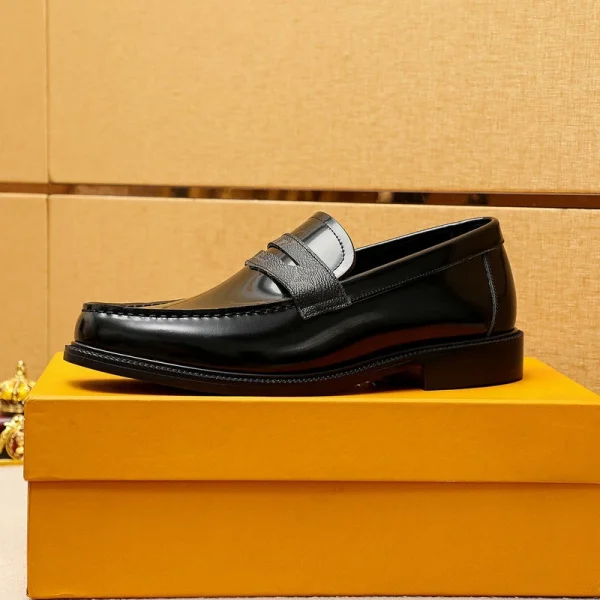 Louis Vuitton Loafers – LLV15 - Image 4