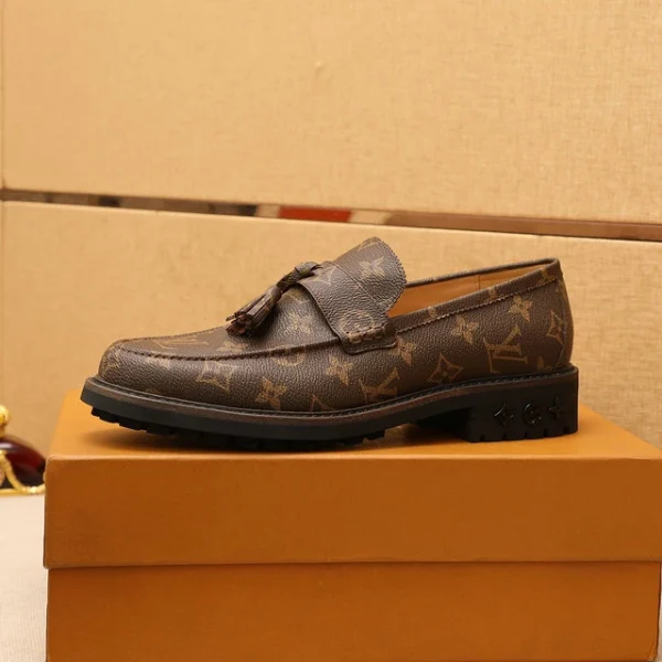 Louis Vuitton Loafers – LLV17 - Image 4