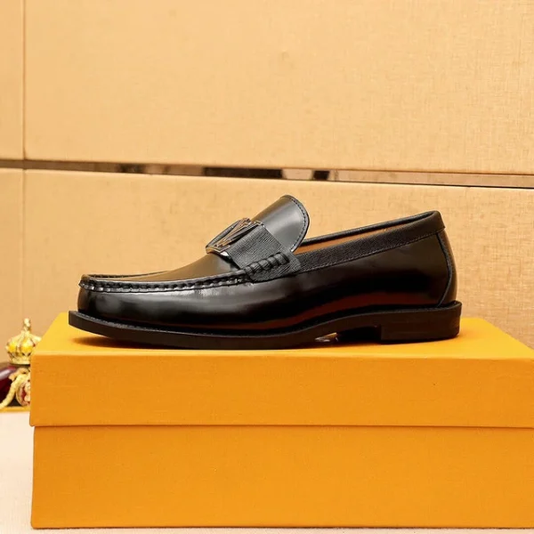 Louis Vuitton Loafers – LLV25 - Image 4