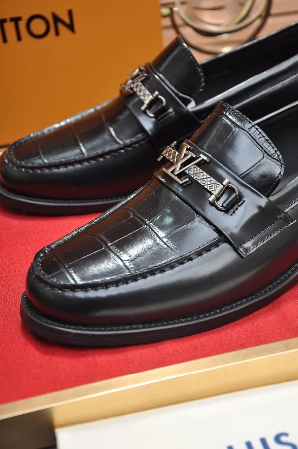 Louis Vuitton Loafers – LLV51 - Image 3