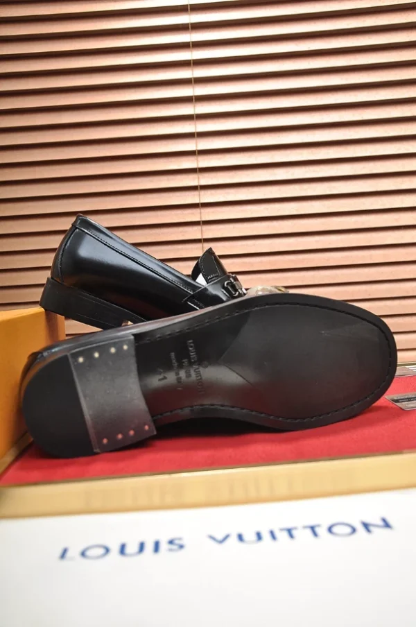 Louis Vuitton Loafers – LLV51 - Image 4
