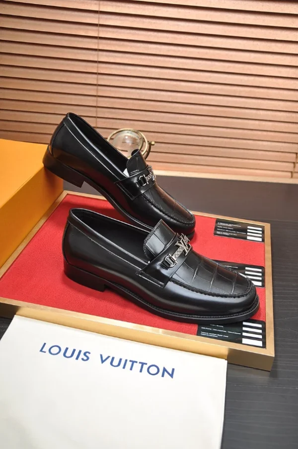 Louis Vuitton Loafers – LLV51 - Image 5