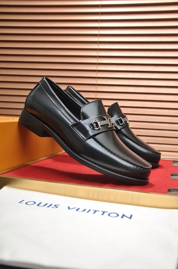 Louis Vuitton Loafers – LLV52 - Image 2