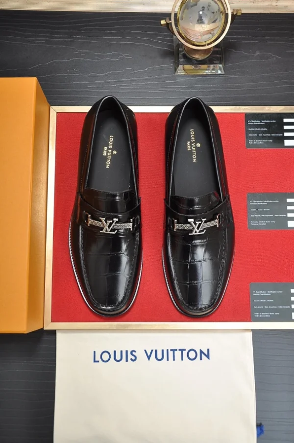 Louis Vuitton Loafers – LLV53