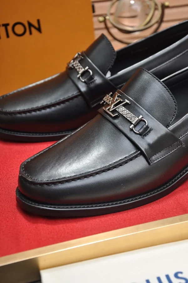 Louis Vuitton Loafers – LLV55 - Image 3