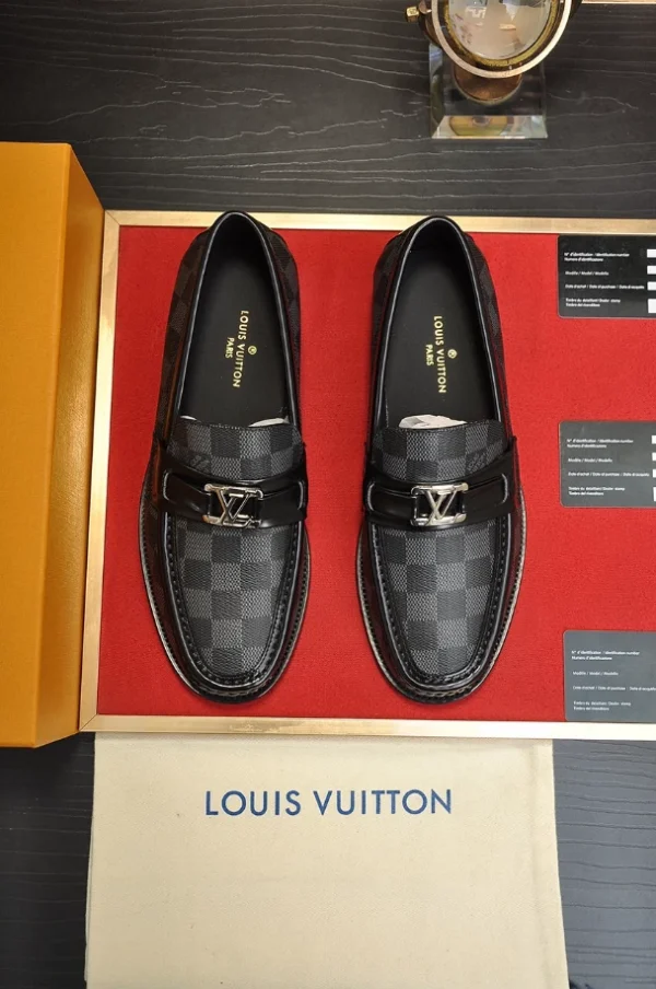 Louis Vuitton Loafers – LLV56