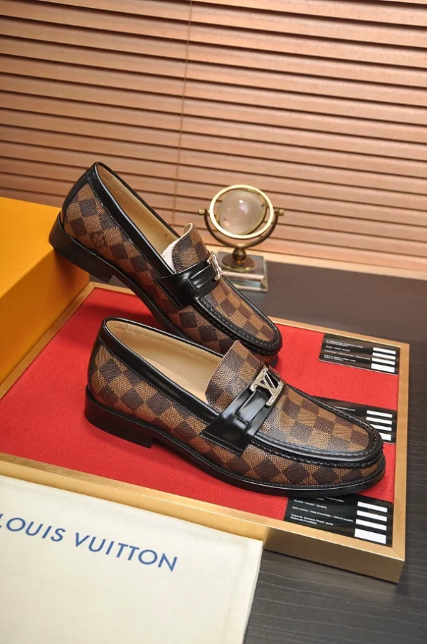 Louis Vuitton Loafers – LLV57 - Image 2