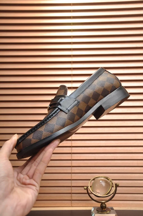 Louis Vuitton Loafers – LLV57 - Image 9
