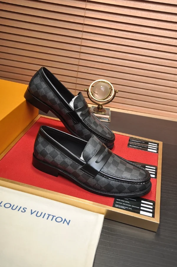 Louis Vuitton Loafers – LLV58 - Image 3