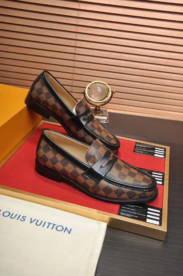 Louis Vuitton Loafers – LLV59 - Image 9