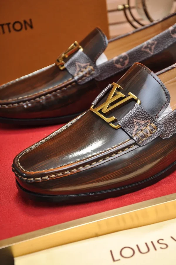 Louis Vuitton Loafers – LLV68 - Image 2
