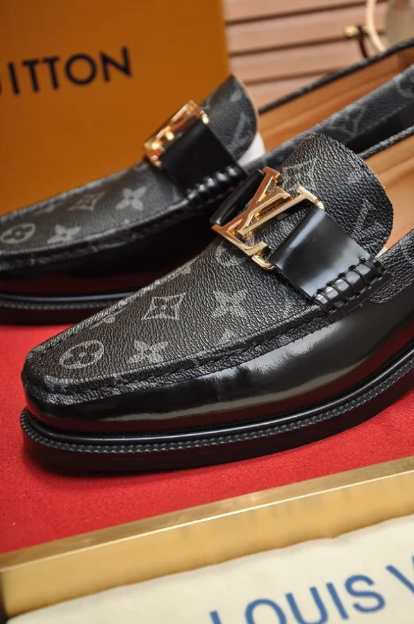 Louis Vuitton Loafers – LLV70 - Image 4