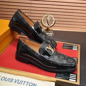Louis Vuitton Loafers – LLV70