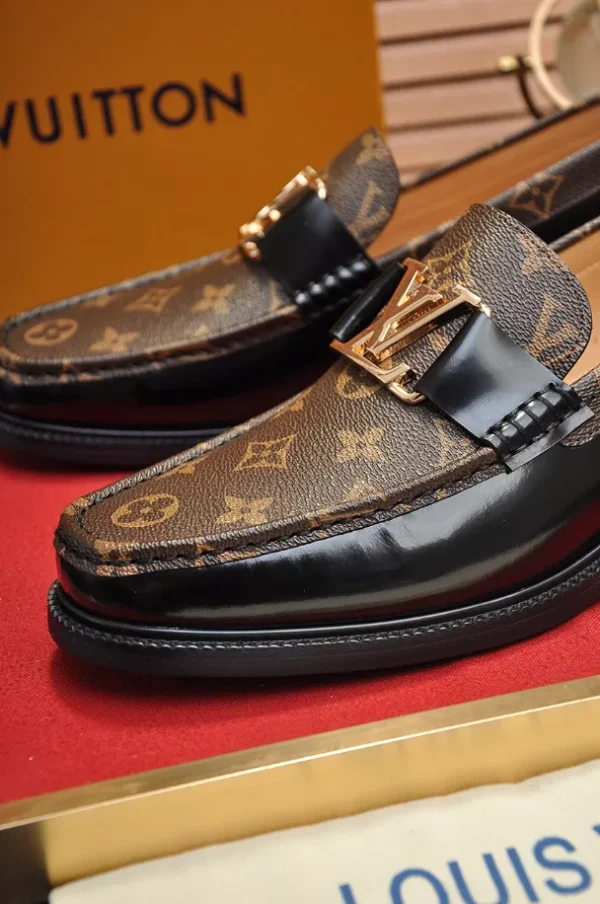 Louis Vuitton Loafers – LLV71 - Image 3