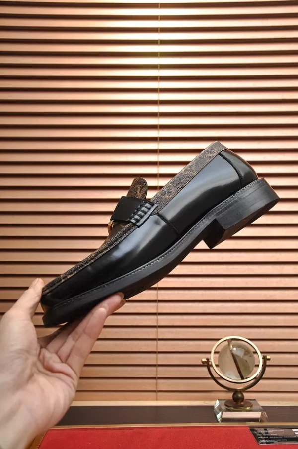 Louis Vuitton Loafers – LLV71 - Image 6