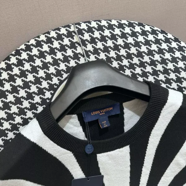 Louis Vuitton Merino Wool Jacquard Pullover – SLV047 - Image 5