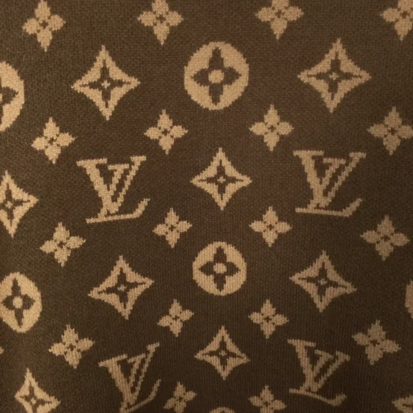 Louis Vuitton Sweater – SLV062 - Image 4