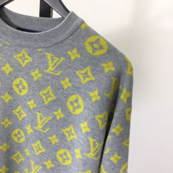 Louis Vuitton Sweater – SLV063 - Image 3