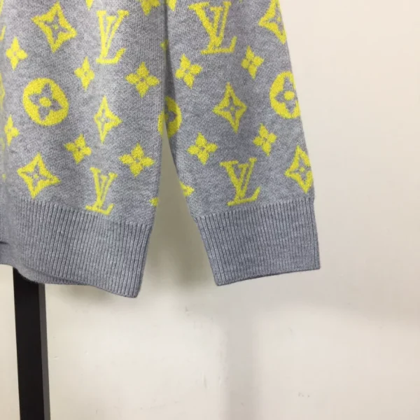 Louis Vuitton Sweater – SLV063 - Image 5