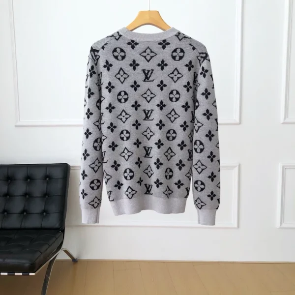 Louis Vuitton Sweater – SLV071 - Image 2