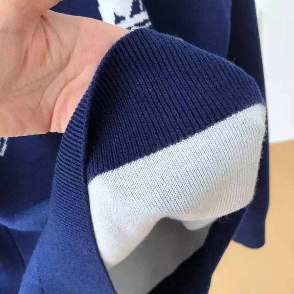 Louis Vuitton Sweater – SLV072 - Image 3
