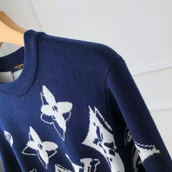 Louis Vuitton Sweater – SLV072 - Image 5