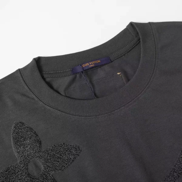 Louis Vuitton Sweater – SLV080 - Image 6