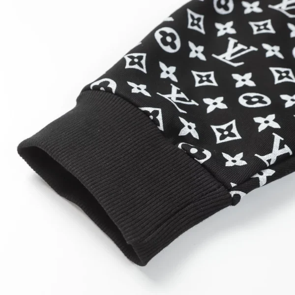 Louis Vuitton Sweatshirts – SLV004 - Image 3