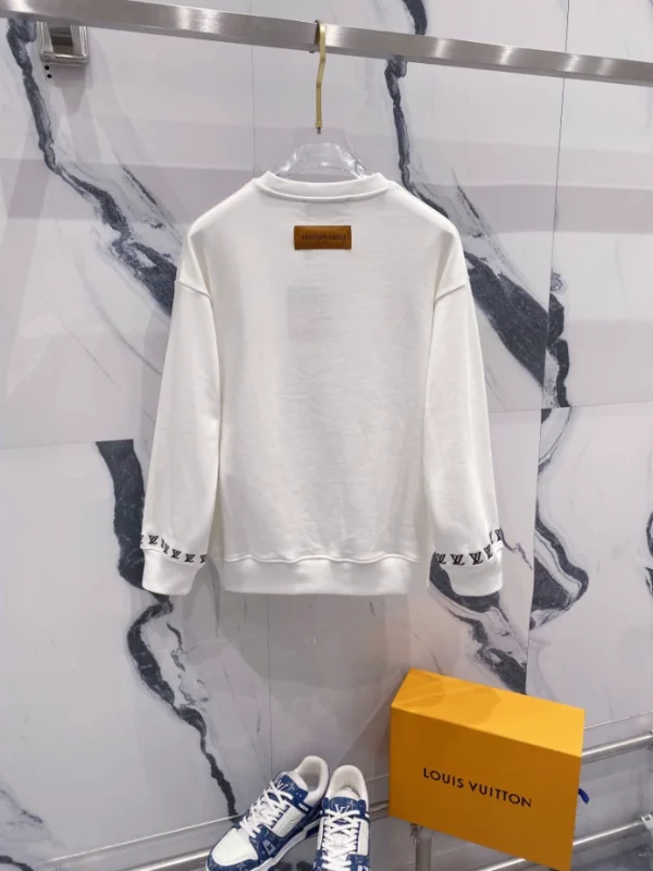 Louis Vuitton Sweatshirts – SLV010 - Image 2