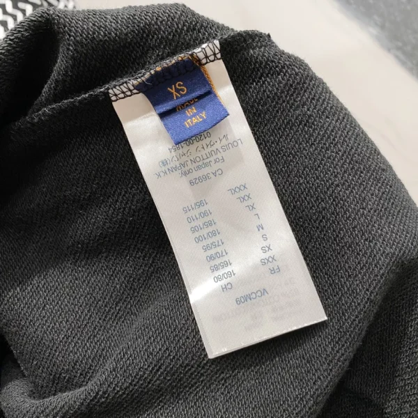 Louis Vuitton Sweatshirts – SLV012 - Image 4