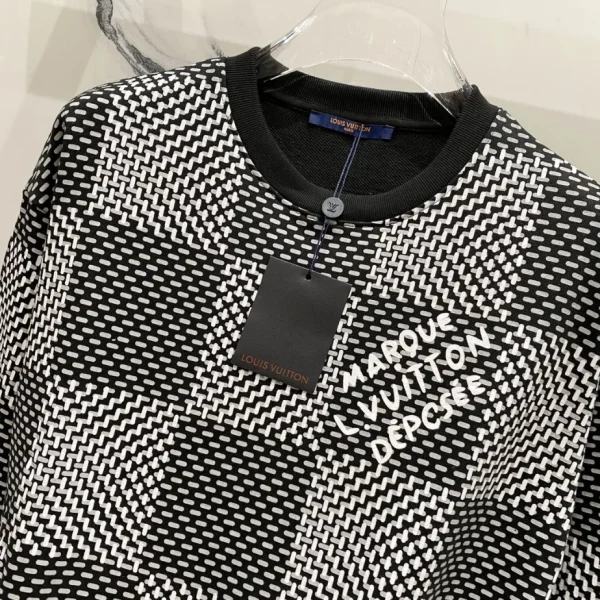 Louis Vuitton Sweatshirts – SLV013 - Image 5