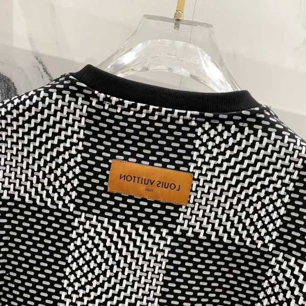 Louis Vuitton Sweatshirts – SLV013 - Image 7