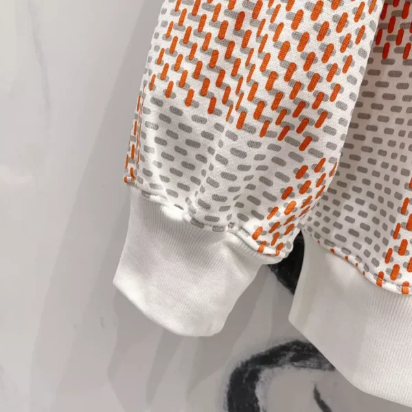 Louis Vuitton Sweatshirts – SLV014 - Image 8