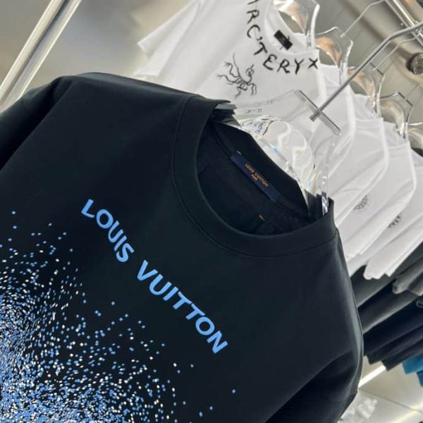 Louis Vuitton T-shirt – LSVT0166 - Image 6