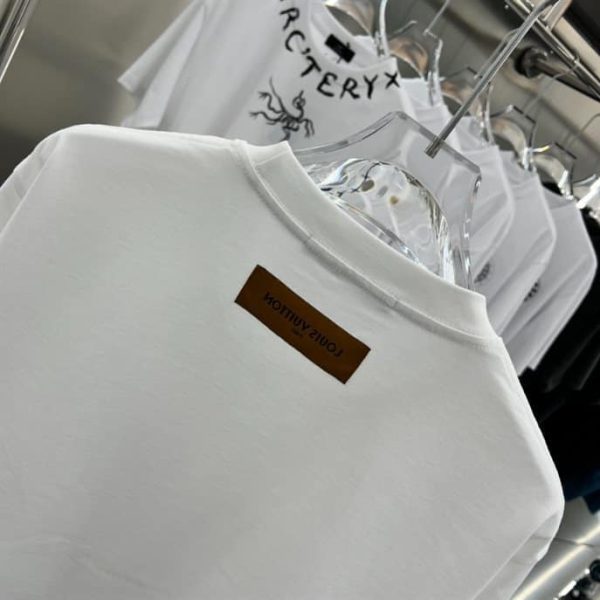Louis Vuitton T-shirt – LSVT0174 - Image 5