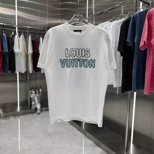 Louis Vuitton T-shirt – LSVT0230