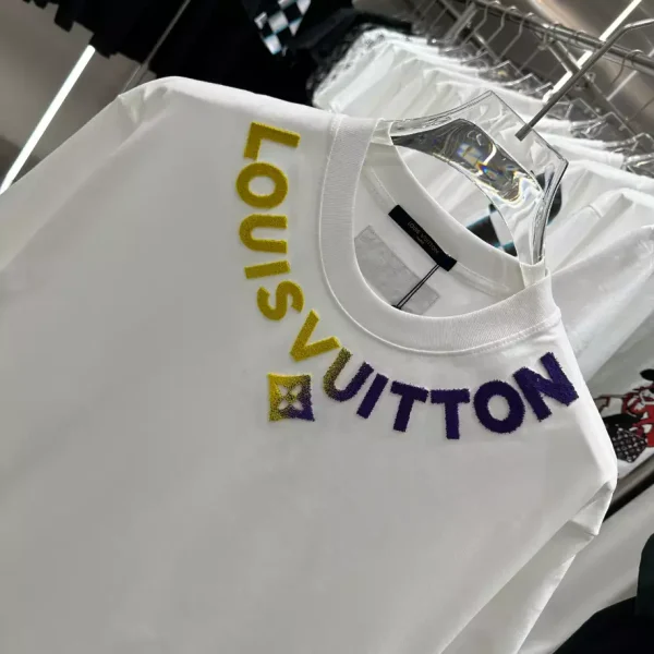 Louis Vuitton T-shirt – LSVT0235 - Image 7