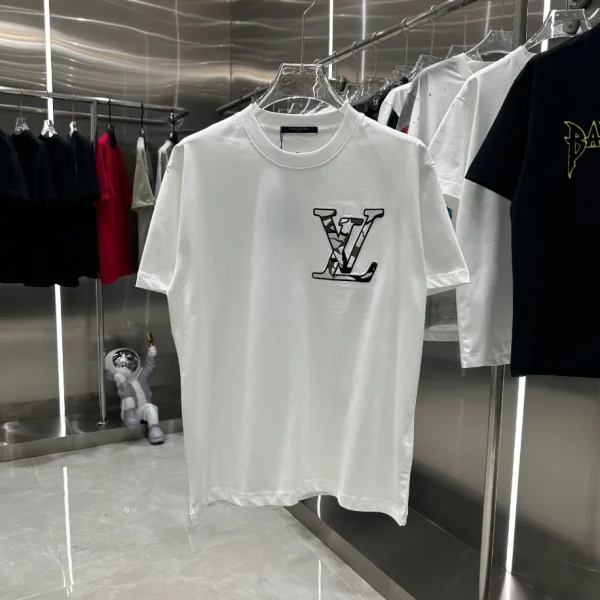 Louis Vuitton T-shirt – LSVT0240