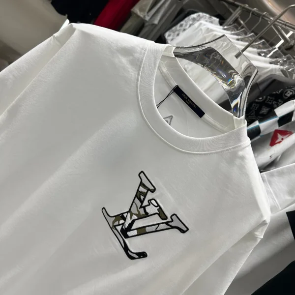 Louis Vuitton T-shirt – LSVT0240 - Image 4