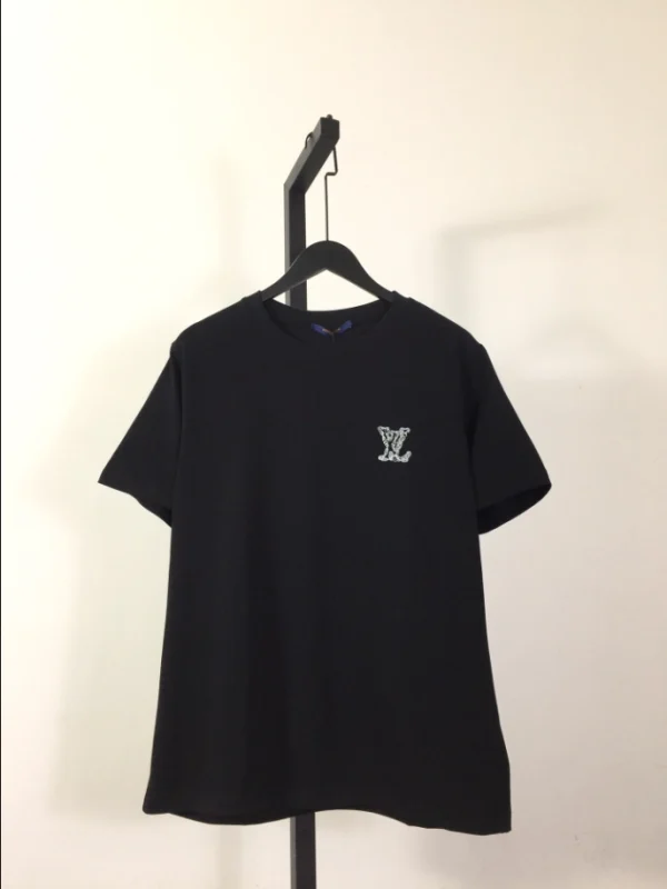 Louis Vuitton T-shirt – LSVT0247