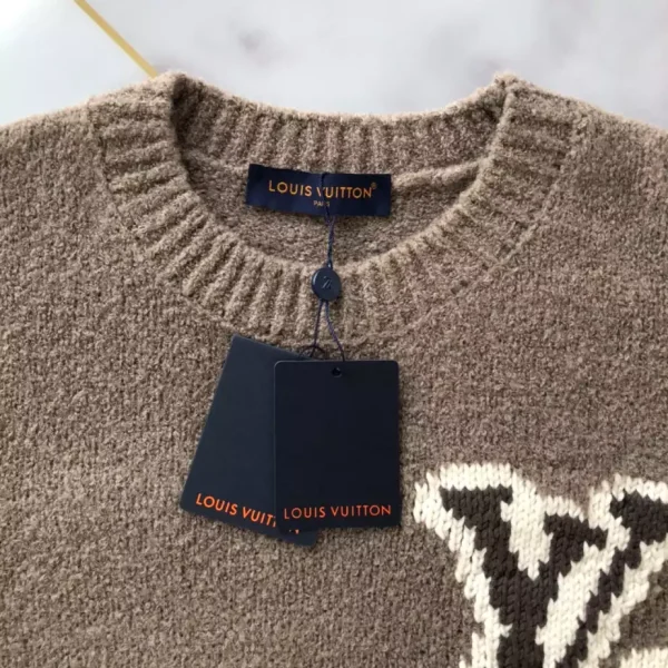 Louis Vuitton Wool Blend Crewneck – SLV035 - Image 9