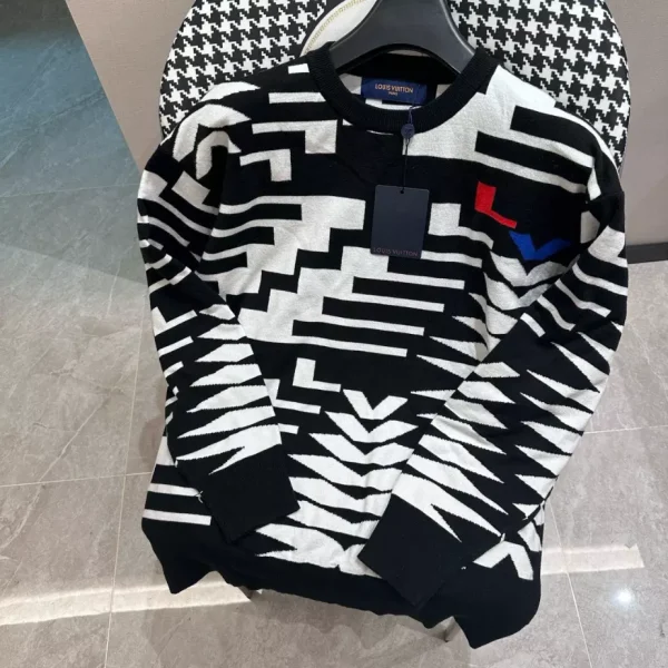 Louis Vuitton Wool Pullover – SLV046 - Image 2