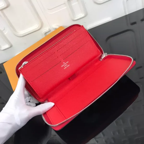 Louis Vuitton X Supreme Wallet Epi Red – WLM117 - Image 6