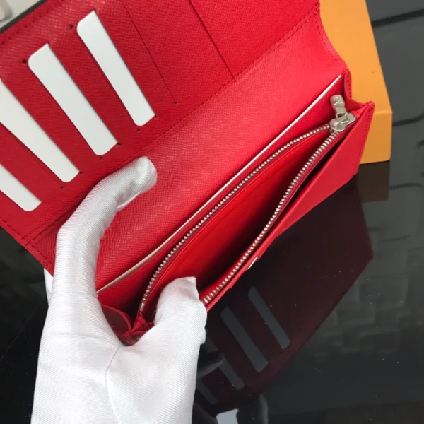 Louis Vuitton X Supreme Wallet Epi Red – WLM119 - Image 3