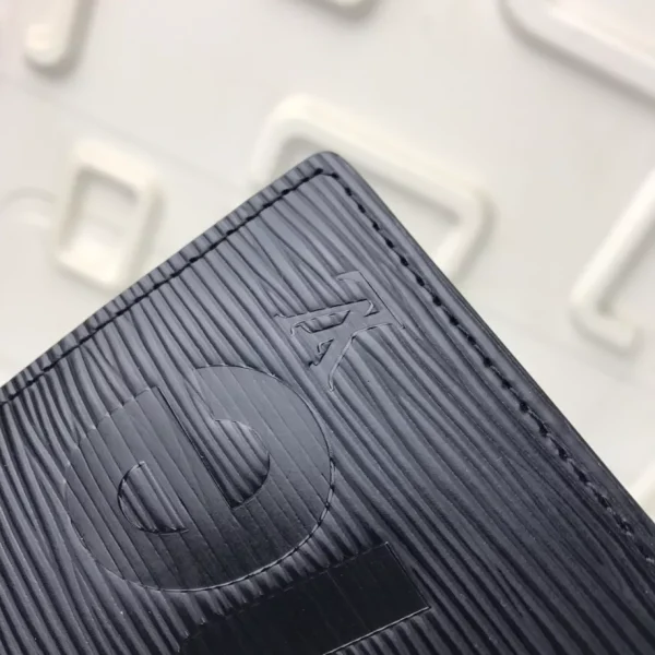 Louis Vuitton X Supreme Wallet Epi Slender Black – WLM120 - Image 4