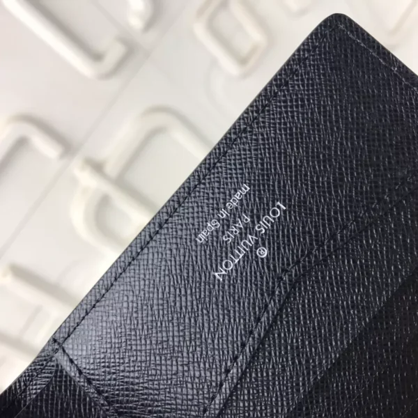 Louis Vuitton X Supreme Wallet Epi Slender Black – WLM120 - Image 5