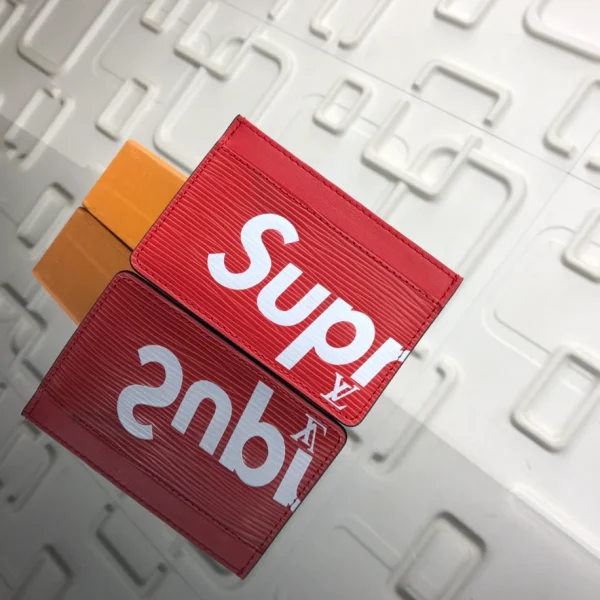 Louis Vuitton x Supreme Porte Carte Simple Epi Red – WLM121 - Image 4